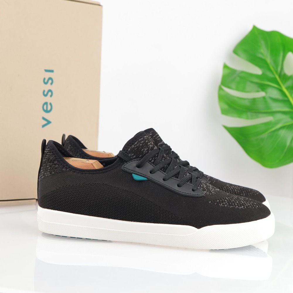 Vessi Mens Weekend Sneakers Size 10 Waterproof Black Knit Lace Up Shoes Comfort